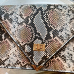 Load image into Gallery viewer, Snake Vegan Clutch
